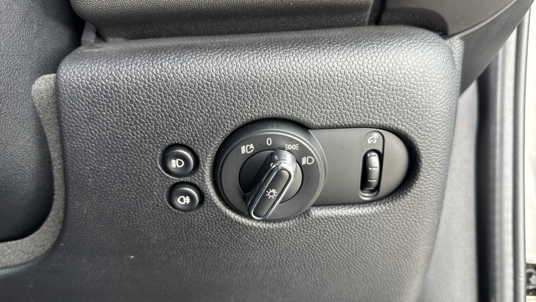 MINI Hatchback 2.0 Cooper S 5dr Petrol Hatchback